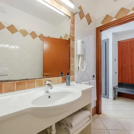 Aparthotel Hotiday Collection -